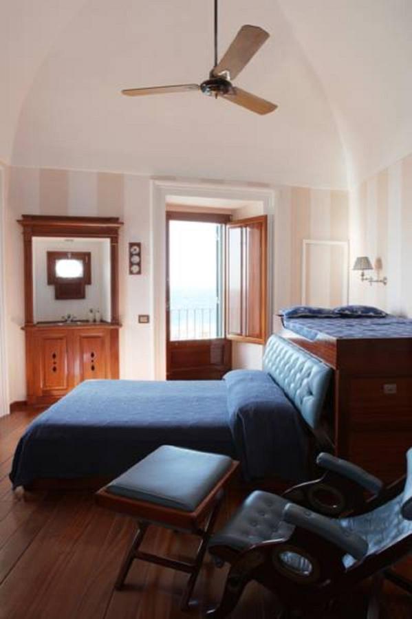 فيلا 4 Balconi House-San Gregorio Palazzo Unico Vista Mare غالّيبولي الغرفة الصورة